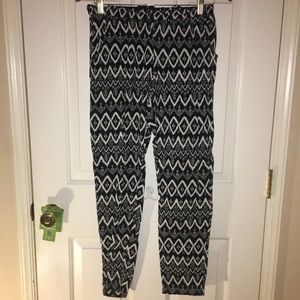BeBop Tribal Print Joggers/Leggings